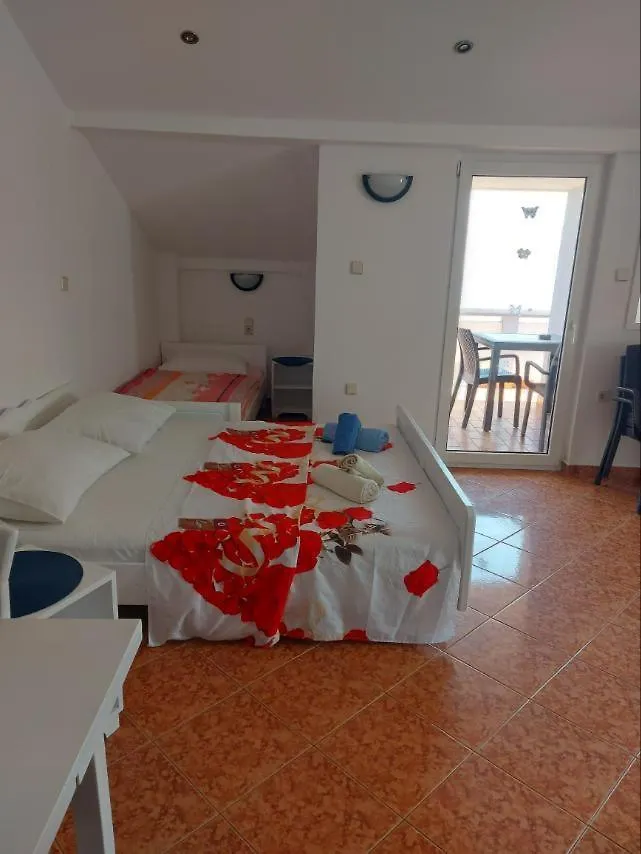 Apartmani Vesna Pag Town 0*,